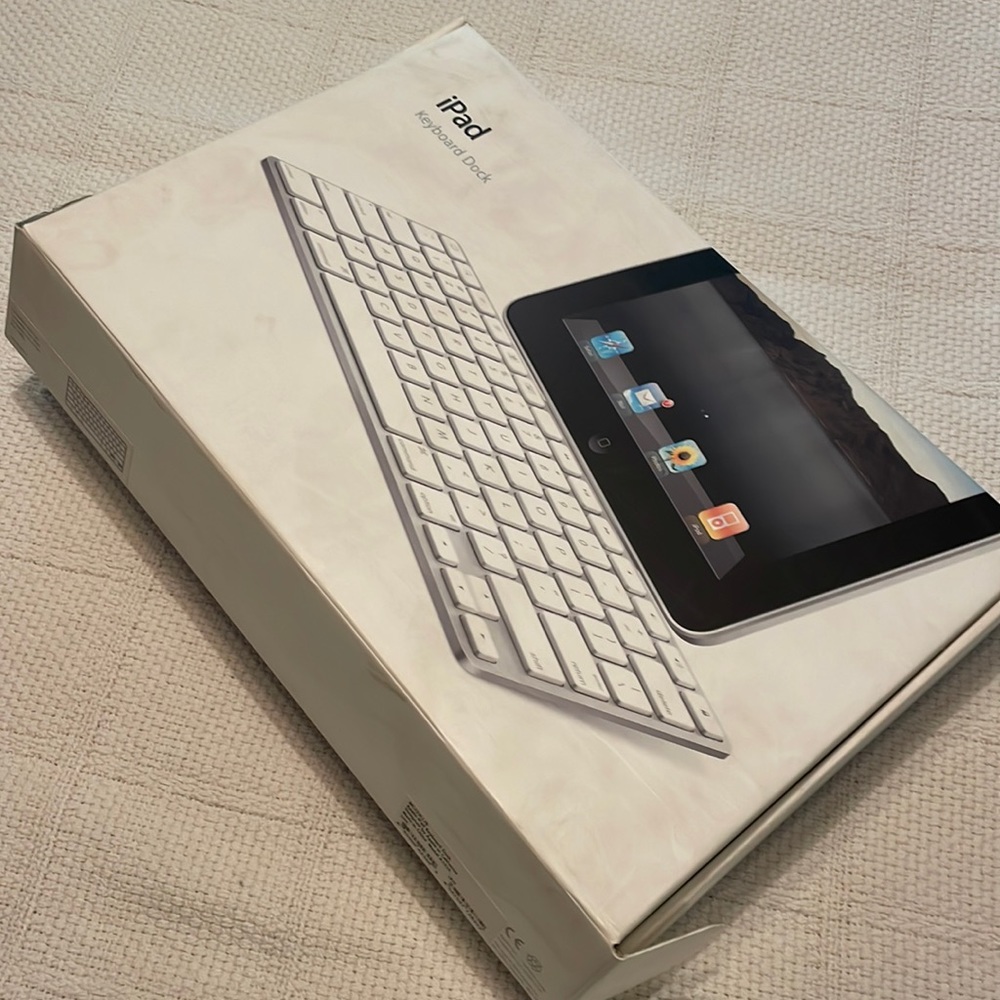 iPad keyboard dock